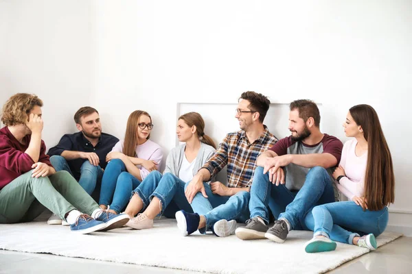 Young people at group therapy session — Stock Photo, Image