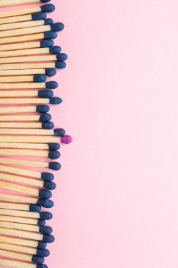 Renk arkaplanındaki eşleşmeler. Eşsizlik kavramı