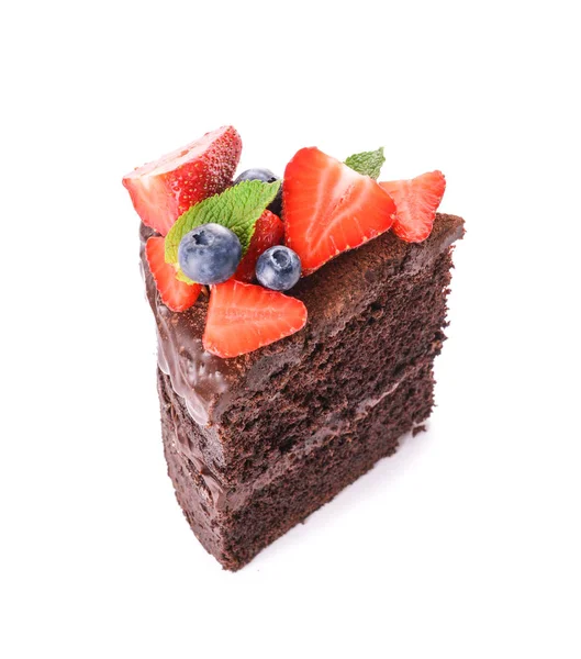 Bit av god choklad kaka på vit bakgrund — Stockfoto