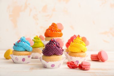 Hafif masada tatlı lezzetli cupcakes