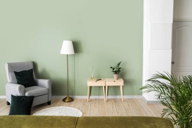 Şık, modern bir oda.