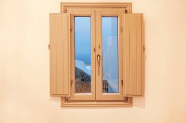 Modern odada metal plastik pencere