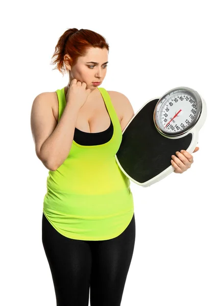 Overweight woman with scales on white background. Weight loss concept — Stock Photo, Image