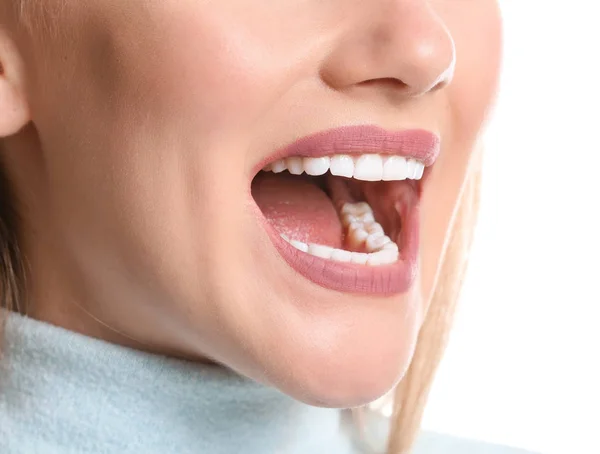 Woman with healthy teeth on white background, closeup — Stock Photo, Image