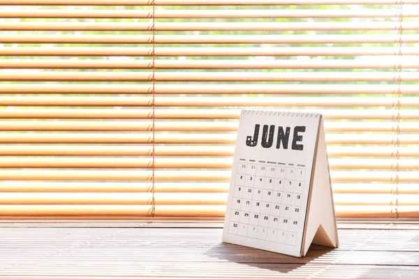 Flip calendar on window sill — Stock Photo, Image