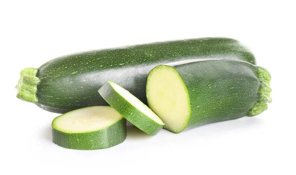 Färska zucchini squashes på vit bakgrund — Stockfoto