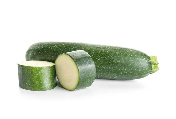 Färsk zucchini squash på vit bakgrund — Stockfoto