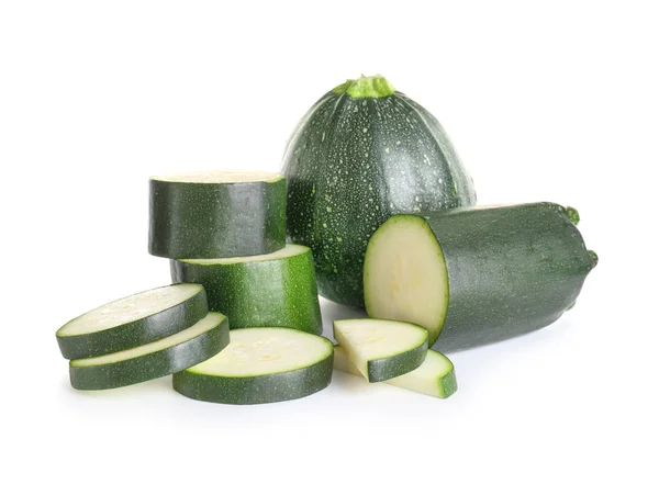 Zucchine fresche zucche su sfondo bianco — Foto Stock