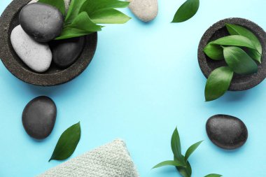 Renk arkaplanındaki güzel spa kompozisyonu