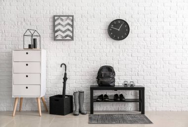 Salonun iç sakız botları ile şık şemsiye