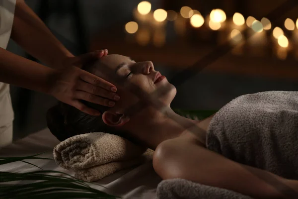 Young woman having massage in spa salon — Stock Photo, Image