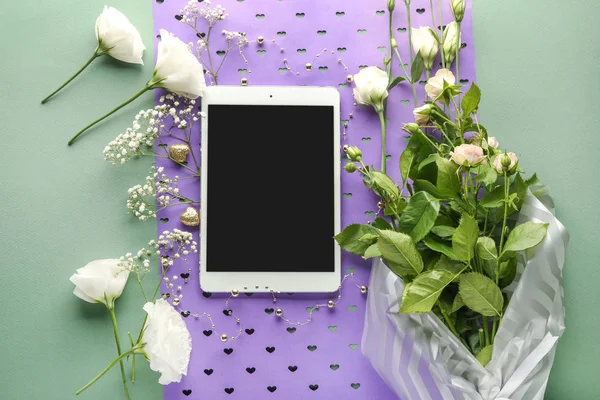 Çiçekçi işyerinde modern tablet bilgisayar