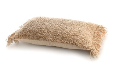 Beyaz arkaplanda yumuşak yastık