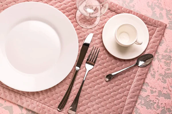 Renk arkaplan üzerinde güzel tablo ayarı