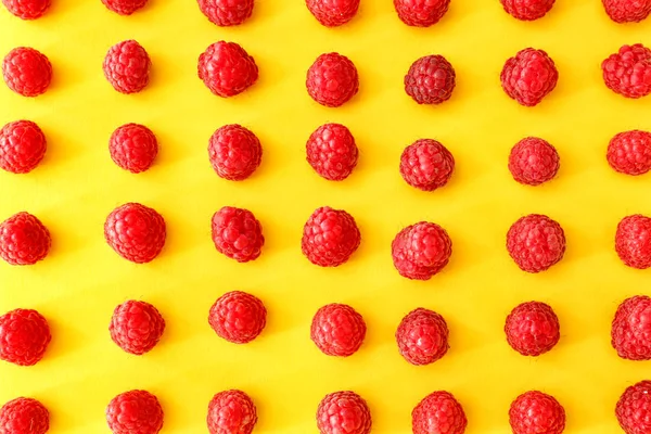 Sweet ripe raspberry on color background — Stock Photo, Image