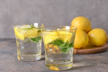 Masada taze infüzyon su bardakları