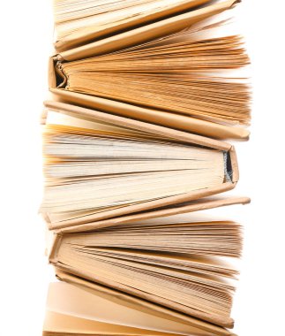 Beyaz arkaplan üzerine birçok kitap