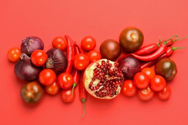 Renk arka planda taze sebze çeşitleri