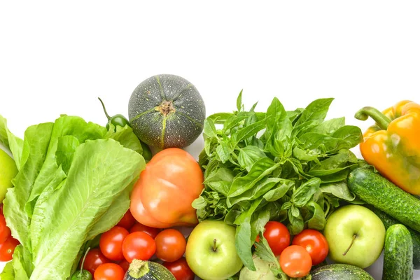 Assortimento di verdure fresche su fondo bianco — Foto Stock