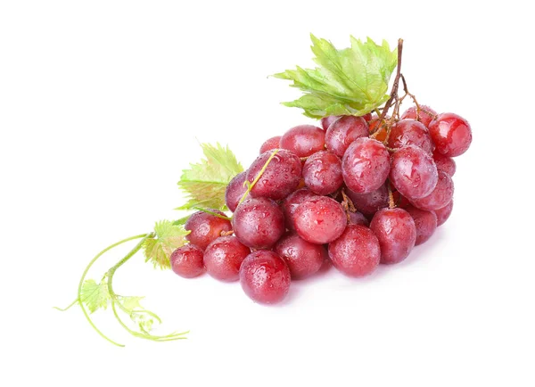 Raisins frais savoureux sur fond blanc — Photo