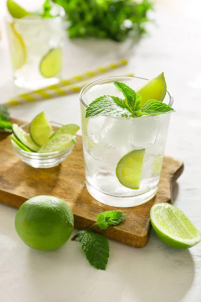 Glass of fresh mojito on table — Stock Photo, Image