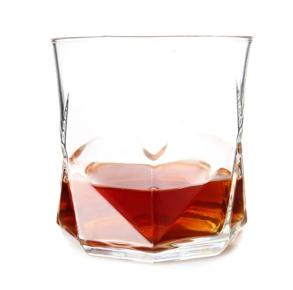 Szklanka whisky na białym tle — Zdjęcie stockowe