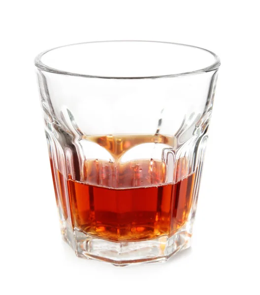 Glas Whisky auf weißem Hintergrund — Stockfoto