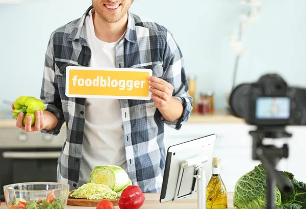 Food blogger recording video at home — Stock Photo, Image