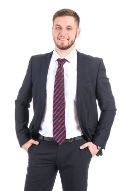Beyaz arka plan üzerinde yakışıklı şık işadamı