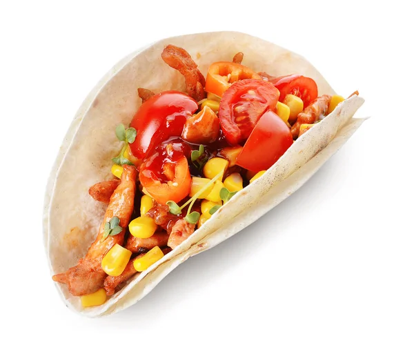 Beyaz arka planda lezzetli taco.