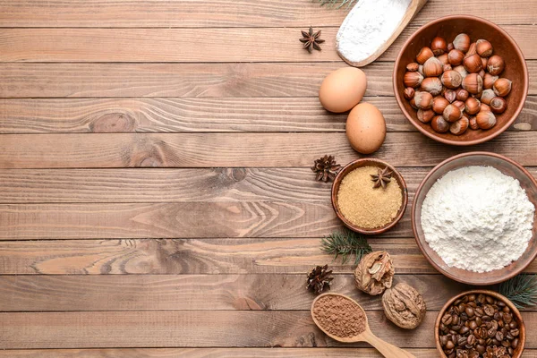 Ingredients for Christmas pie on wooden background — Stock Photo, Image