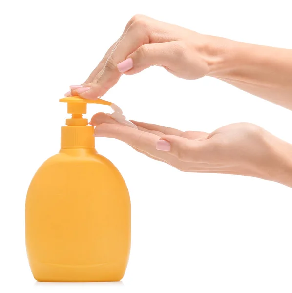 Vrouwelijke handen met zeep op witte achtergrond — Stockfoto