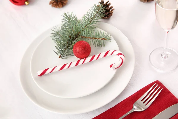 Beautiful table setting for Christmas dinner — Stock Photo, Image