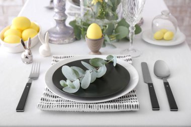 Paskalya kutlamaları için masa seti