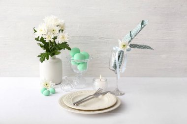 Paskalya kutlamaları için masa seti