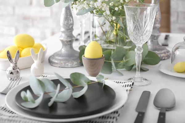 Conjunto de mesa para celebração da Páscoa — Fotografia de Stock