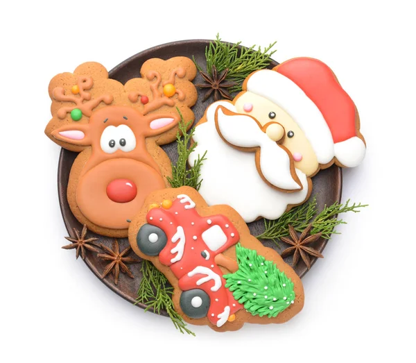 Plate with tasty Christmas cookies on white background — Stock Photo, Image