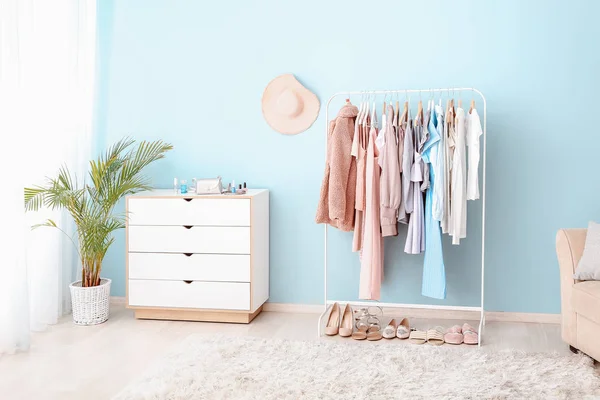 Stylish interior of dressing room at home — Stock Photo, Image