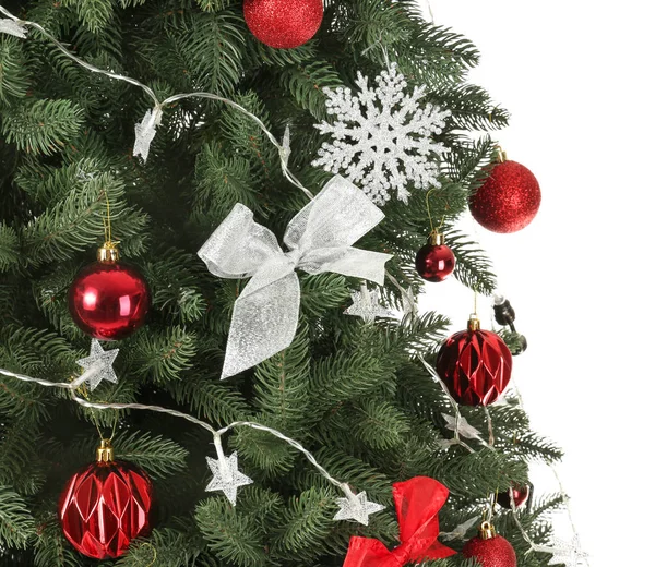 Bel arbre de Noël sur fond blanc, gros plan — Photo
