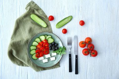 Masada feta ile lezzetli sebze salatası Tabağı