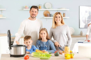 Mutfak modern çok Ocak ile mutlu aile