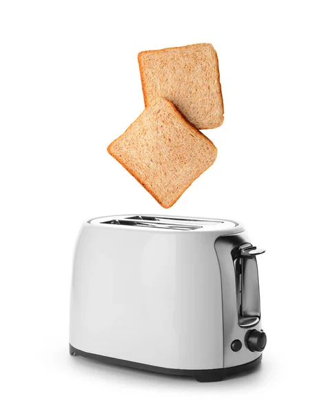 现代烤面包机，白色背景有美味的面包 — 图库照片