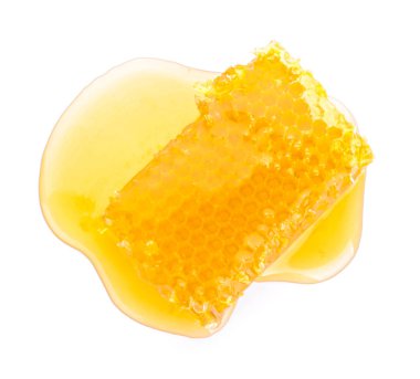 Beyaz arka planda taze bal tarakları