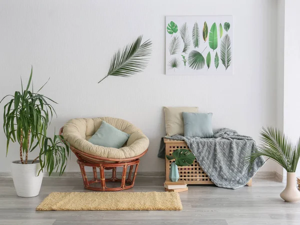 Interno di camera moderna con piante d'appartamento — Foto Stock