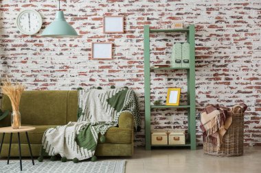 Modern konforlu oturma odasının içi