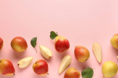 Renk arka planda tatlı olgun armut