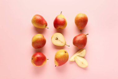 Renk arka planda tatlı olgun armut