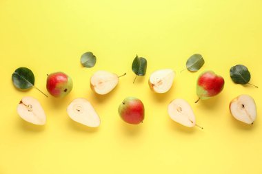 Renk arka planda tatlı olgun armut