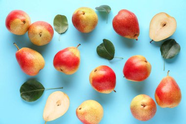 Renk arka planda tatlı olgun armut