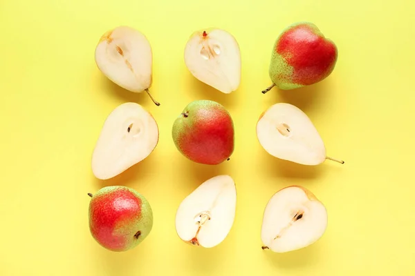 Sweet ripe pears on color background — Stock Photo, Image